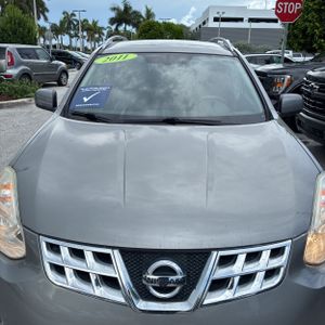 2011 Nissan ROGUE SV 照片 14