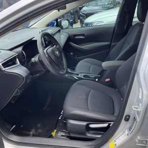 صورة مصغرة 32 لـ 2021 Toyota COROLLA LE