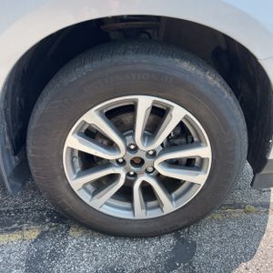2015 Nissan PATHFINDER SV — миниатюра 13