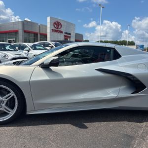 صورة 4 لـ 2024 Chevrolet CORVETTE STINGRAY