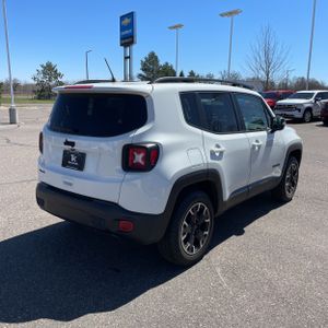 JEEP RENEGADE UPLAND - 8