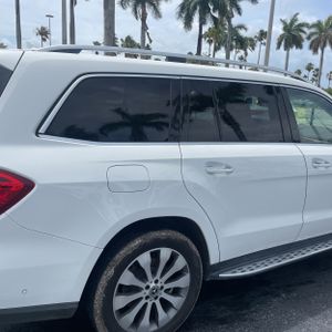 MERCEDES-BENZ GLS - 9