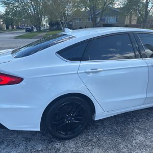 FORD FUSION SE - 9