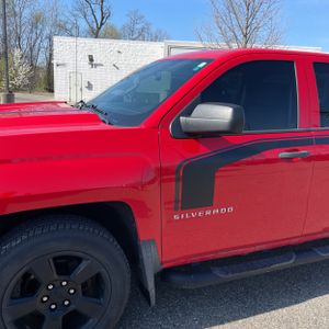CHEVROLET SILVERADO 1500 CUSTOM - 2