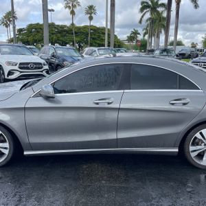 Mercedes-Benz CLA 250 - 4