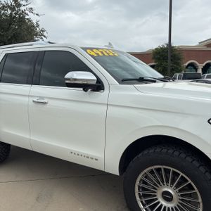 صورة مصغرة 13 لـ 2023 FORD EXPEDITION PLATINUM