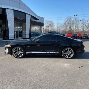 FORD MUSTANG GT PREMIUM - 3