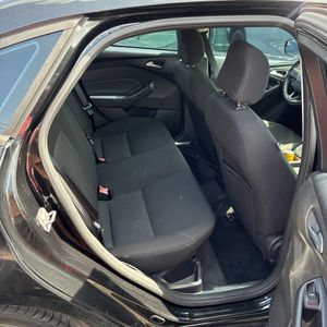 صورة مصغرة 33 لـ 2015 FORD FOCUS SE