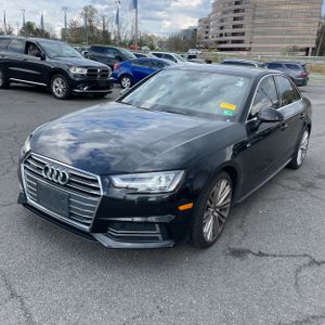 AUDI A4 2.0T PREMIUM - 1