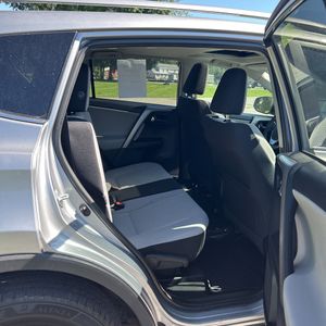 2017 Toyota RAV4 XLE 缩略图 33