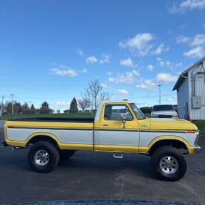 Ford Pickup - 10