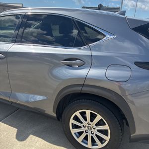 صورة 6 لـ 2021 Lexus NX 300 BASE