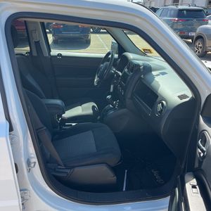 2016 JEEP PATRIOT LATITUDE thumbnail 33