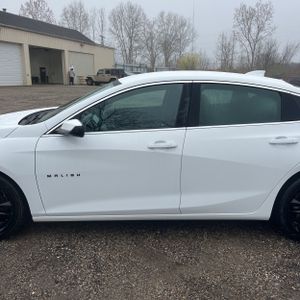 CHEVROLET MALIBU 1LT - 4