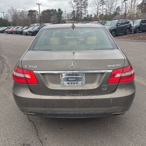 MERCEDES-BENZ E-CLASS - 7