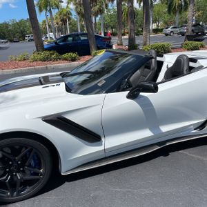 CHEVROLET CORVETTE - 2