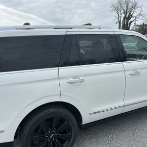 LINCOLN NAVIGATOR RESERVE - 9