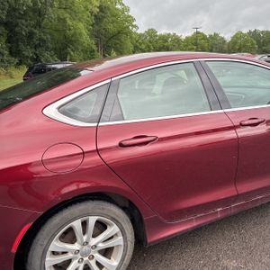 2016 Chrysler 200 LIMITED — фото 9