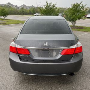 HONDA ACCORD LX - 7