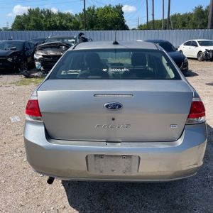 FORD FOCUS SE - 6
