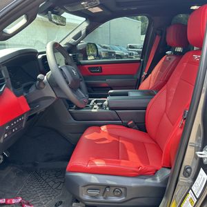 2026 Toyota SEQUOIA TRD PRO — миниатюра 32