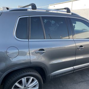 VOLKSWAGEN TIGUAN S 4MOTION - 9