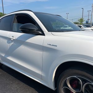 2022 ALFA Romeo STELVIO VELOCE — миниатюра 13