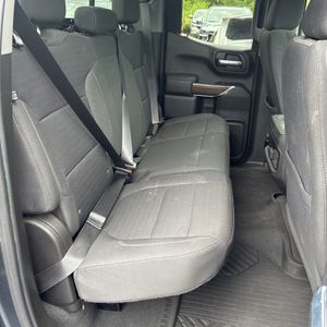 صورة 32 لـ 2021 Chevrolet SILVERADO 1500 RST