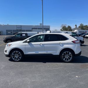 FORD EDGE TITANIUM - 3