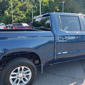 2022 Chevrolet SILVERADO 1500 LT 照片 9