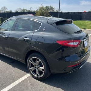 MASERATI LEVANTE S - 6