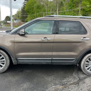 FORD EXPLORER LIMITED - 4