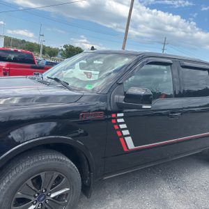 FORD F-150 LARIAT - 2