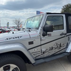 JEEP WRANGLER SAHARA - 2