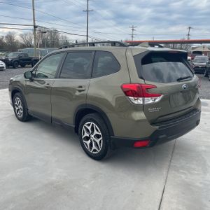 SUBARU FORESTER PREMIUM - 5