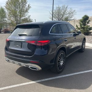 MERCEDES-BENZ GLC - 8