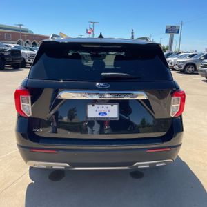 FORD EXPLORER XLT - 7