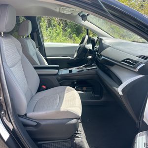 2025 Toyota SIENNA LE 8-PASSENGER 照片 32