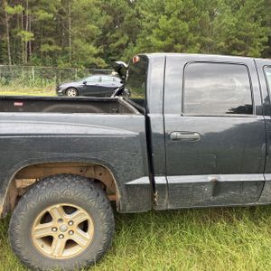 صورة 9 لـ 2010 Dodge DAKOTA BIGHORN/LONESTAR