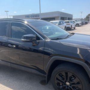 صورة 13 لـ 2023 Toyota RAV4 XLE PREMIUM
