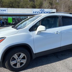 CHEVROLET TRAX LT - 2