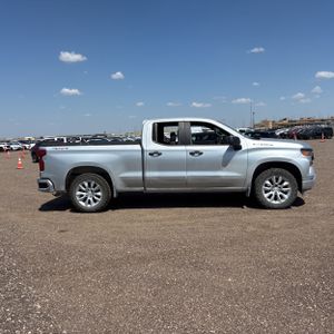 صورة 10 لـ 2022 Chevrolet SILVERADO 1500 CUSTOM