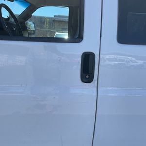 CHEVROLET EXPRESS LS 2500 - 3