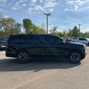 CHEVROLET SUBURBAN - 10