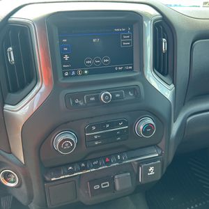 صورة مصغرة 37 لـ 2024 Chevrolet SILVERADO 1500 CUSTOM