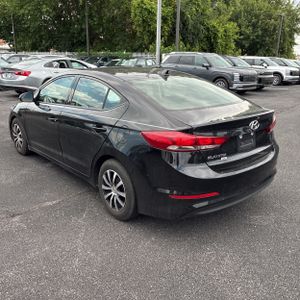 صورة 5 لـ 2018 Hyundai ELANTRA SE