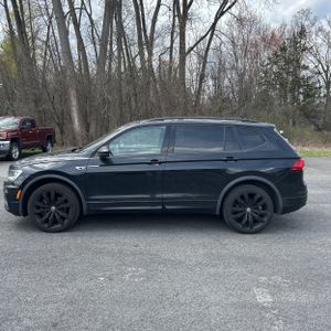 VOLKSWAGEN TIGUAN SE R-LINE BLACK 4MOTION - 3