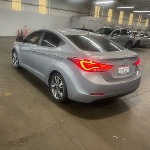 HYUNDAI ELANTRA LIMITED - 5