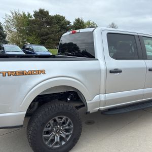 FORD F-150 TREMOR - 9