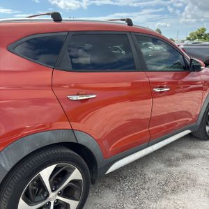 2017 Hyundai TUCSON LIMITED 照片 9